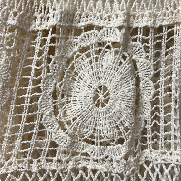 POL ivory crochet maxi skirt with 13 in lining size : one size - Picture 3 of 8